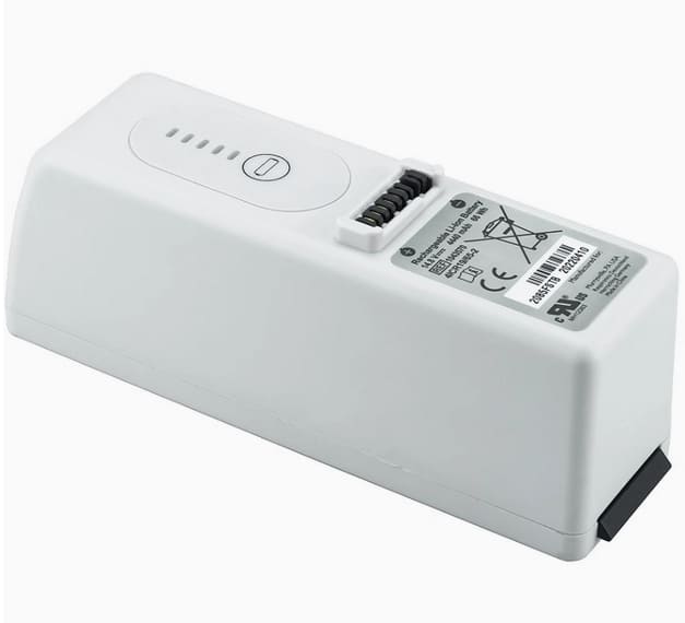 1043570